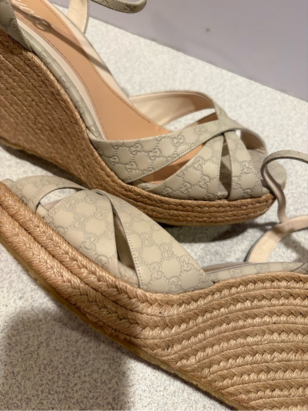 Gucci Beige GG Monogram Espadrille Wedge Sandals Penelope 41.5/11.5 New - Picture 15 of 16